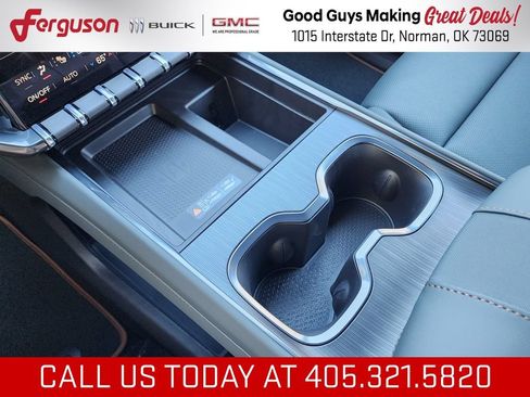 New 2026 GMC Acadia AT4 w/ Super Cruise Package AWD/4WD image 32