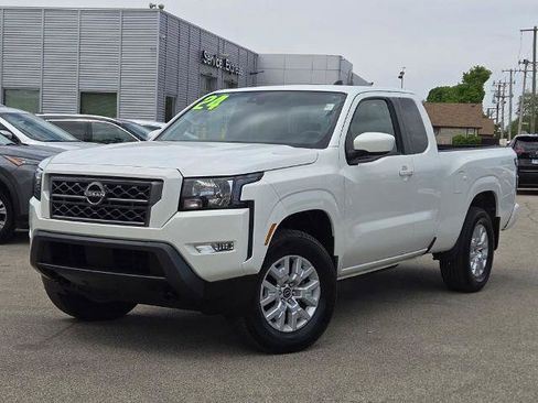 Certified 2024 Nissan Frontier SV w/ SV Convenience Package AWD/4WD image 1