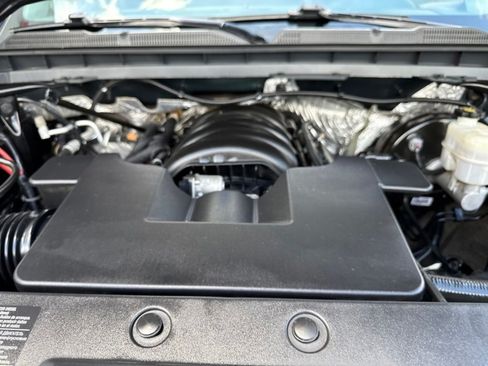 Used 2017 Chevrolet Silverado 1500 LT w/ All Star Edition AWD/4WD image 40