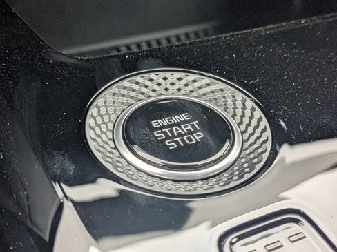 New 2025 Kia Niro EX Touring image 29