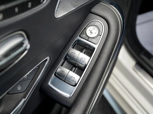 Used 2015 Mercedes-Benz S 63 AMG 4MATIC Coupe image 24