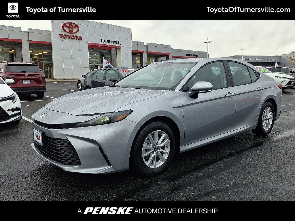 Used 2026 Toyota Camry LE FWD image 1