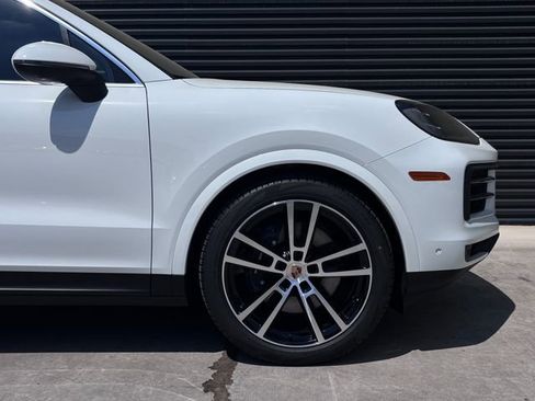 New 2026 Porsche Cayenne image 11