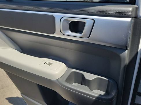 New 2027 Hyundai Santa Fe SE FWD image 21
