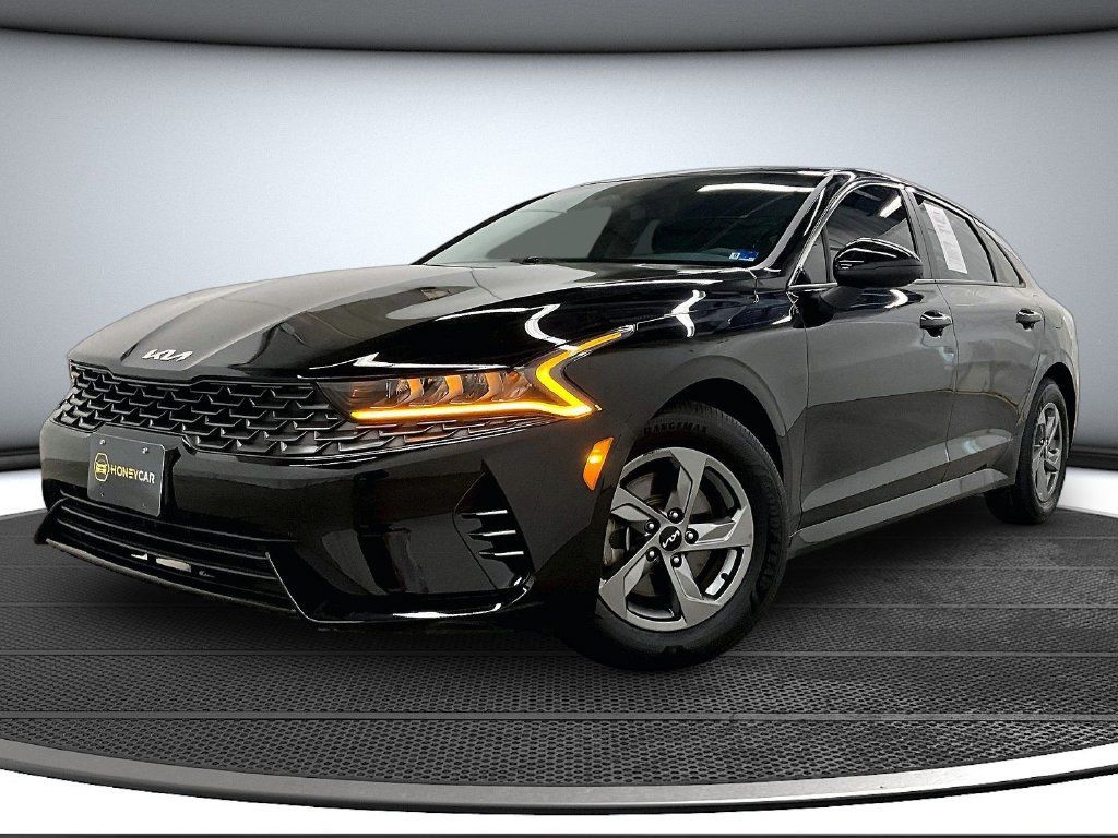 Used 2022 Kia K5 LXS FWD image 3