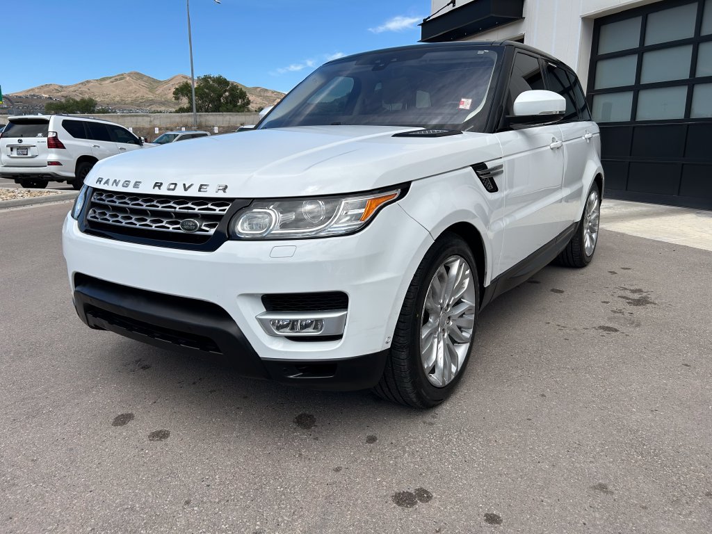 Used 2017 Land Rover Range Rover Sport HSE AWD/4WD image 2
