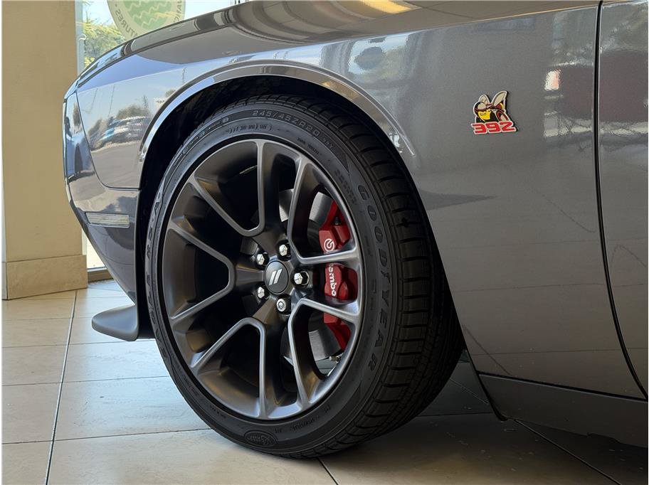 Used 2021 Dodge Challenger R/T Scat Pack RWD image 9