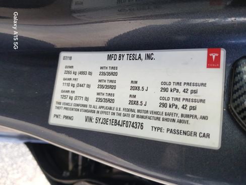 Used 2018 Tesla Model 3 Long Range AWD/4WD image 10