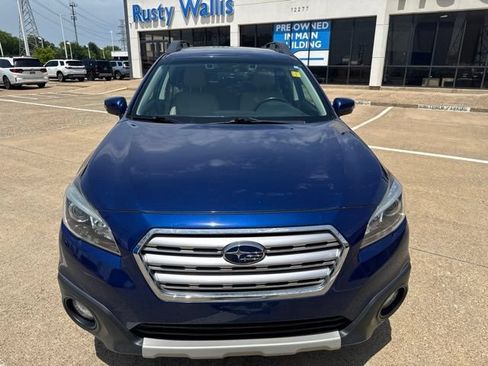Used 2017 Subaru Outback 2.5i Limited AWD/4WD image 5