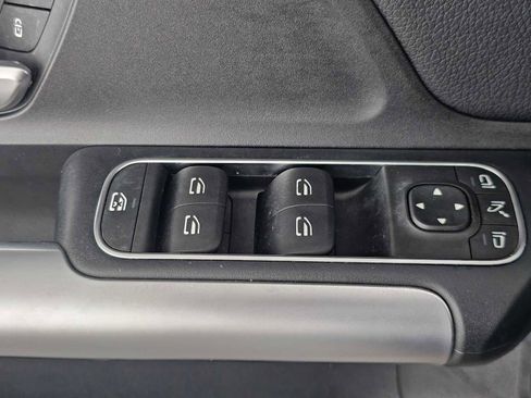 Certified 2023 Mercedes-Benz GLA 250 image 28