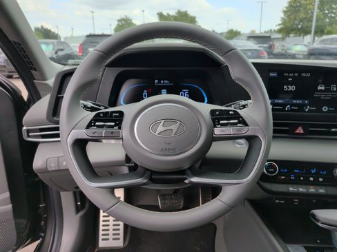 Used 2026 Hyundai Elantra Sport w/ Cargo Package FWD image 17
