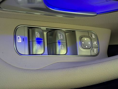 Used 2025 Mercedes-Benz GLS 450 4MATIC image 48