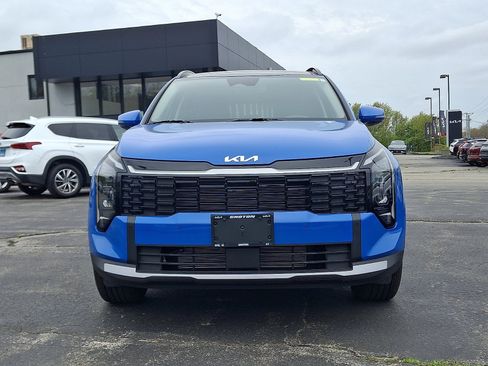 Used 2026 Kia Sportage EX w/ EX Panorama Roof Package AWD/4WD image 2