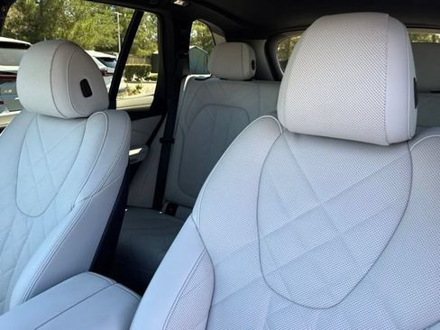 Certified 2025 BMW X5 xDrive40i w/ Premium Package AWD/4WD image 20