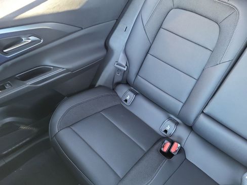 New 2026 Chevrolet Equinox EV LT image 12