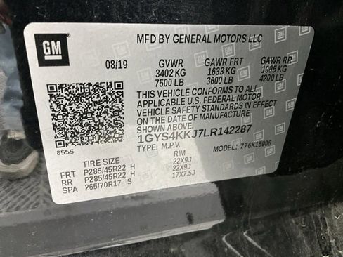 Used 2020 Cadillac Escalade ESV Platinum image 34