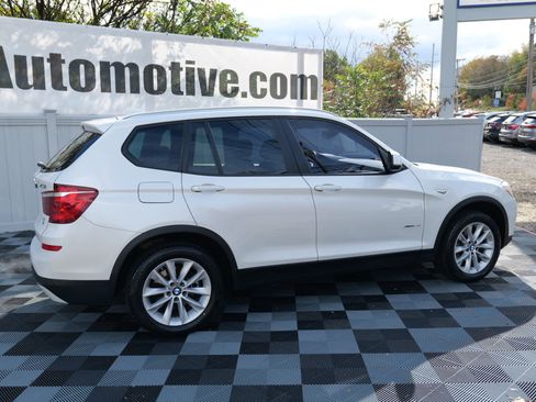 Used 2017 BMW X3 xDrive28i w/ Premium Package image 5