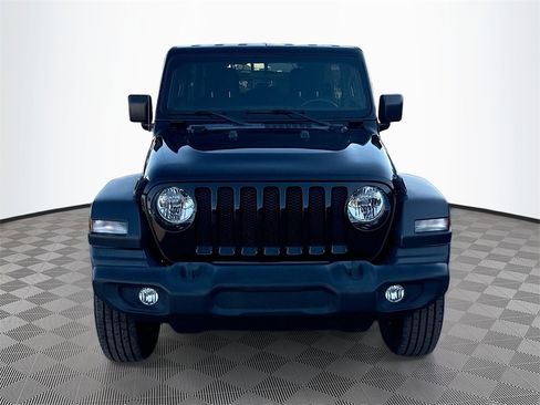 Used 2021 Jeep Wrangler Unlimited Sport S image 2