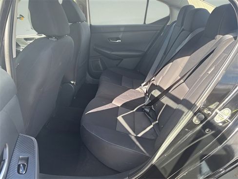 Used 2022 Nissan Sentra SV w/ Trunk Package image 19