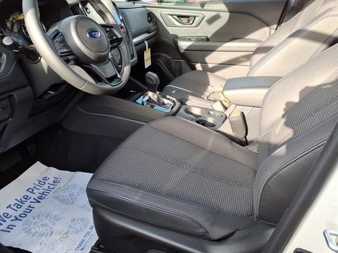 Certified 2025 Subaru Forester Premium image 11