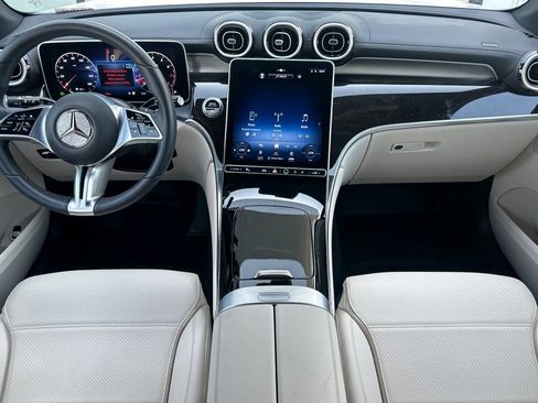 Used 2023 Mercedes-Benz GLC 300 image 14