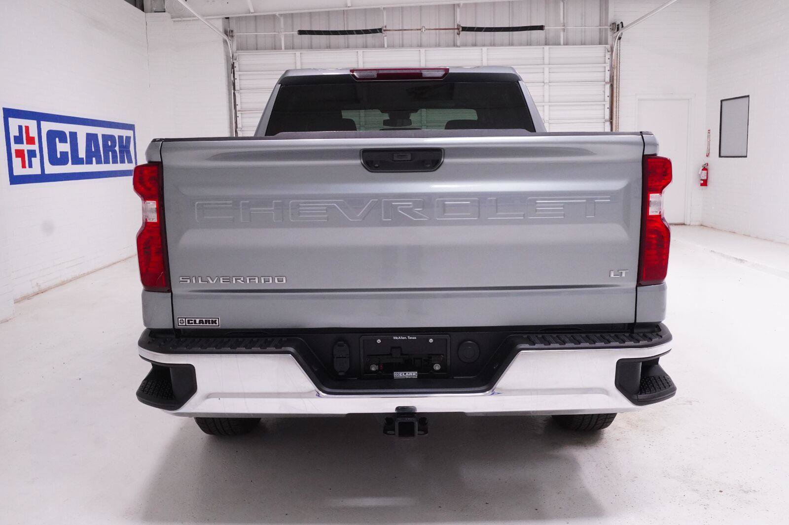 Used 2025 Chevrolet Silverado 1500 LT RWD image 28