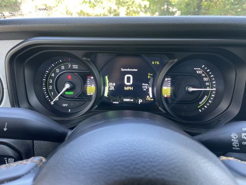 Used 2024 Jeep Wrangler Sport S w/ Convenience Group image 39