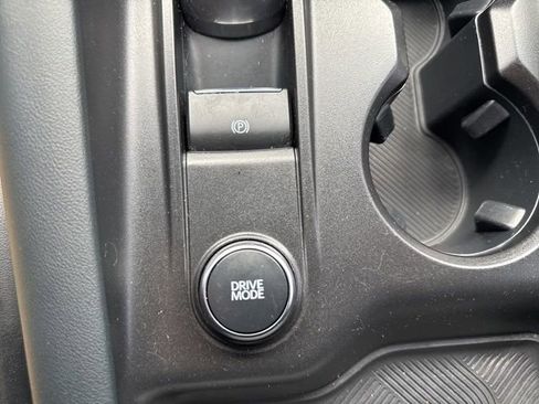 Used 2025 Ford Explorer ST image 45