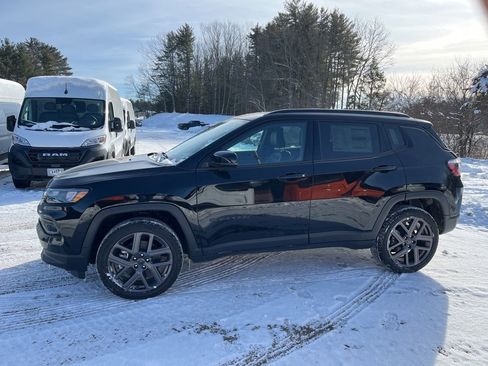 New 2026 Jeep Compass Limited image 4