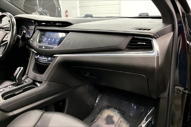 Used 2021 Cadillac XT5 Premium Luxury FWD image 19