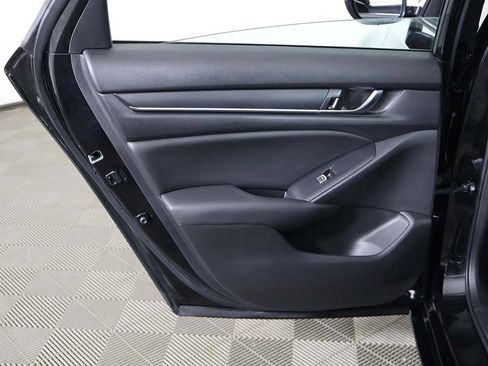 Used 2020 Honda Accord LX image 21