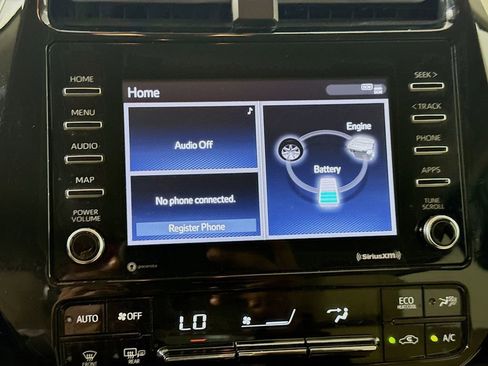 Used 2022 Toyota Prius XLE FWD image 15