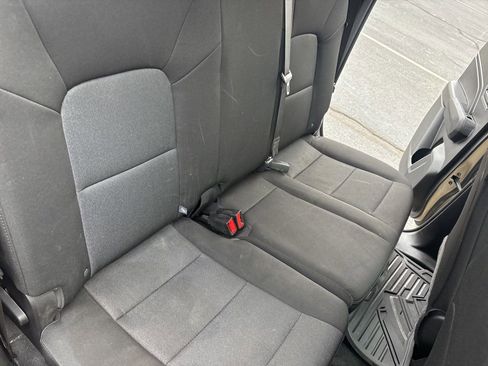 Used 2024 Chevrolet Colorado W/T RWD image 28