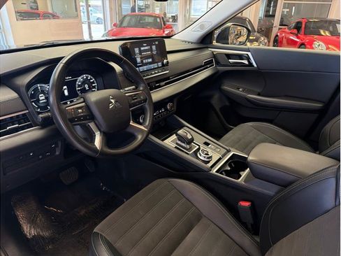 Used 2024 Mitsubishi Outlander Ralliart AWD/4WD image 22