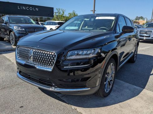 Certified 2023 Lincoln Nautilus Reserve w/ Equipment Group 201A image 9