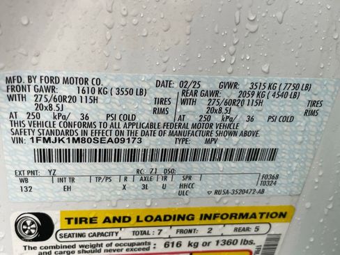 Used 2025 Ford Expedition Max Platinum AWD/4WD image 30