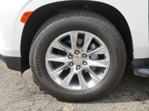 Used 2023 Chevrolet Tahoe Premier w/ Max Trailering Package AWD/4WD image 15