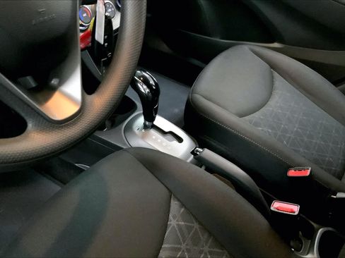 Used 2022 Chevrolet Spark LT FWD image 14