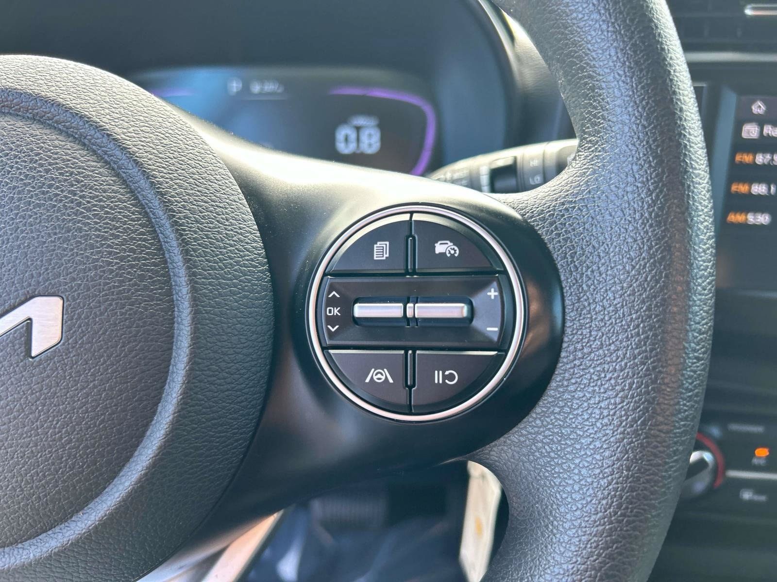 Used 2025 Kia Soul LX FWD image 19