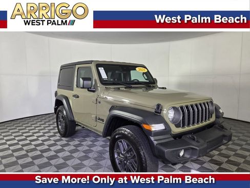 Certified 2025 Jeep Wrangler Sport AWD/4WD image 1