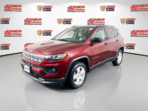 Used 2022 Jeep Compass Latitude w/ Convenience Group image 12