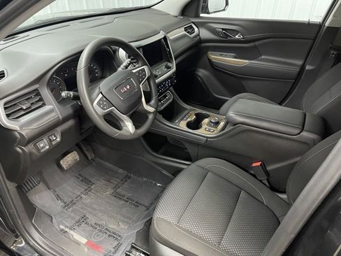 Used 2023 GMC Acadia SLE w/ Driver Convenience Package image 14