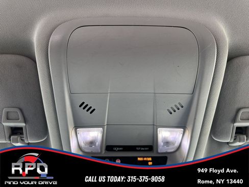 Used 2019 Chevrolet Equinox LS AWD/4WD image 31