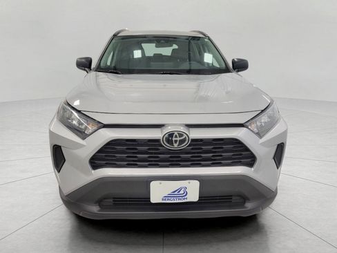 Used 2021 Toyota RAV4 LE AWD/4WD image 13