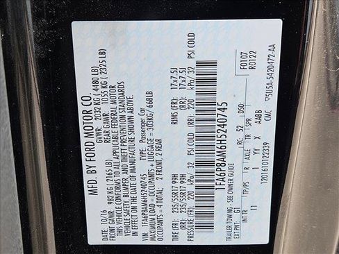 Used 2017 Ford Mustang Coupe RWD image 16