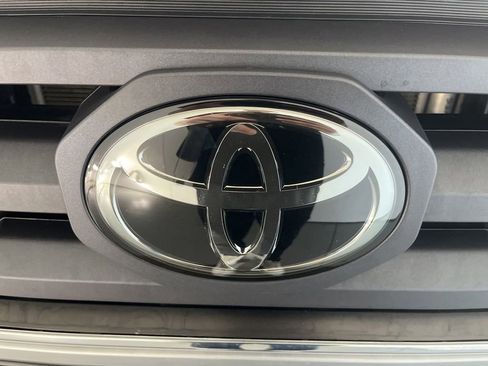 Used 2023 Toyota Tacoma SR5 RWD image 34
