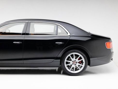 Used 2017 Bentley Flying Spur S V8 image 19