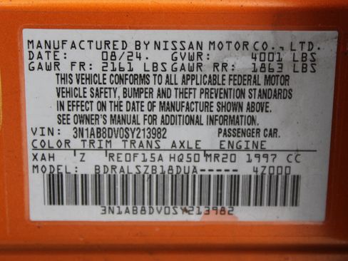 Used 2025 Nissan Sentra SR w/ SR Premium Package FWD image 41