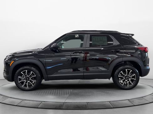 New 2026 Chevrolet TrailBlazer ACTIV w/ Convenience Package image 3
