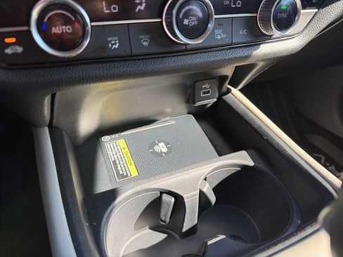 Certified 2023 Honda HR-V EX-L image 35